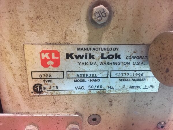 Kwik Lok 872A Automatic Closure Machine
